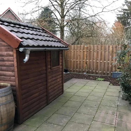 Apartamento Möblierte Mit Ruhiger Terrasse In Bester Lage Für Feriengäste Und Beruflich Reisende Aw12a-i